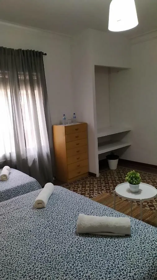 Break In Gothic Barcelona Hostal 호텔 2*,