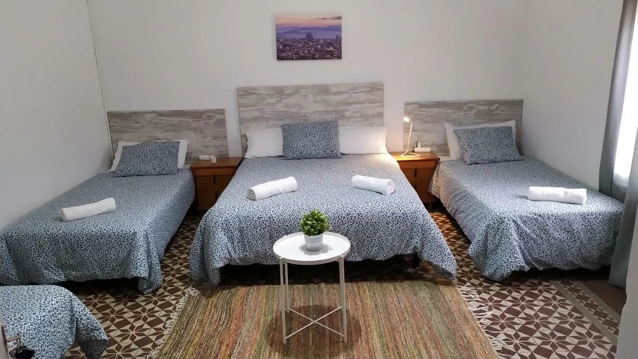 Break In Gothic Barcelona Hostal 호텔 2*,  스페인