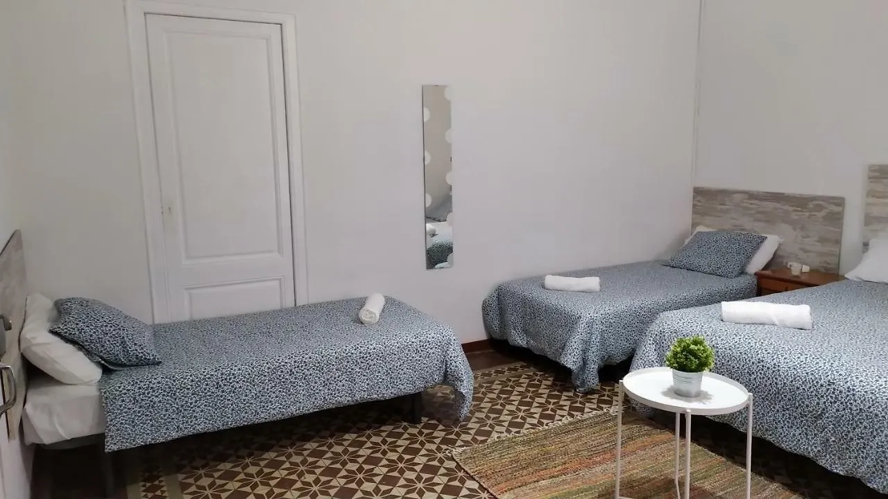 Break In Gothic Barcelona Hostal 호텔 게스트하우스